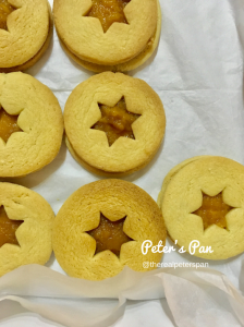 Peter's Pan: Classic Linzer Cookies