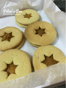 Peter's Pan: Classic Linzer Cookies