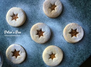 Peter's Pan: Classic Linzer Cookies