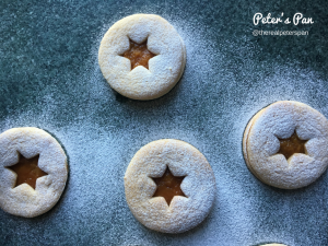 Peter's Pan: Classic Linzer Cookies
