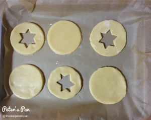 Peter's Pan: Classic Linzer Cookies