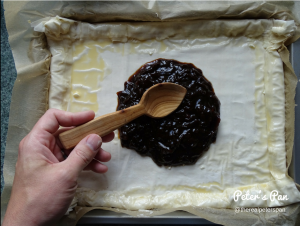 Onion chutney tart with feta Peter’s Pan